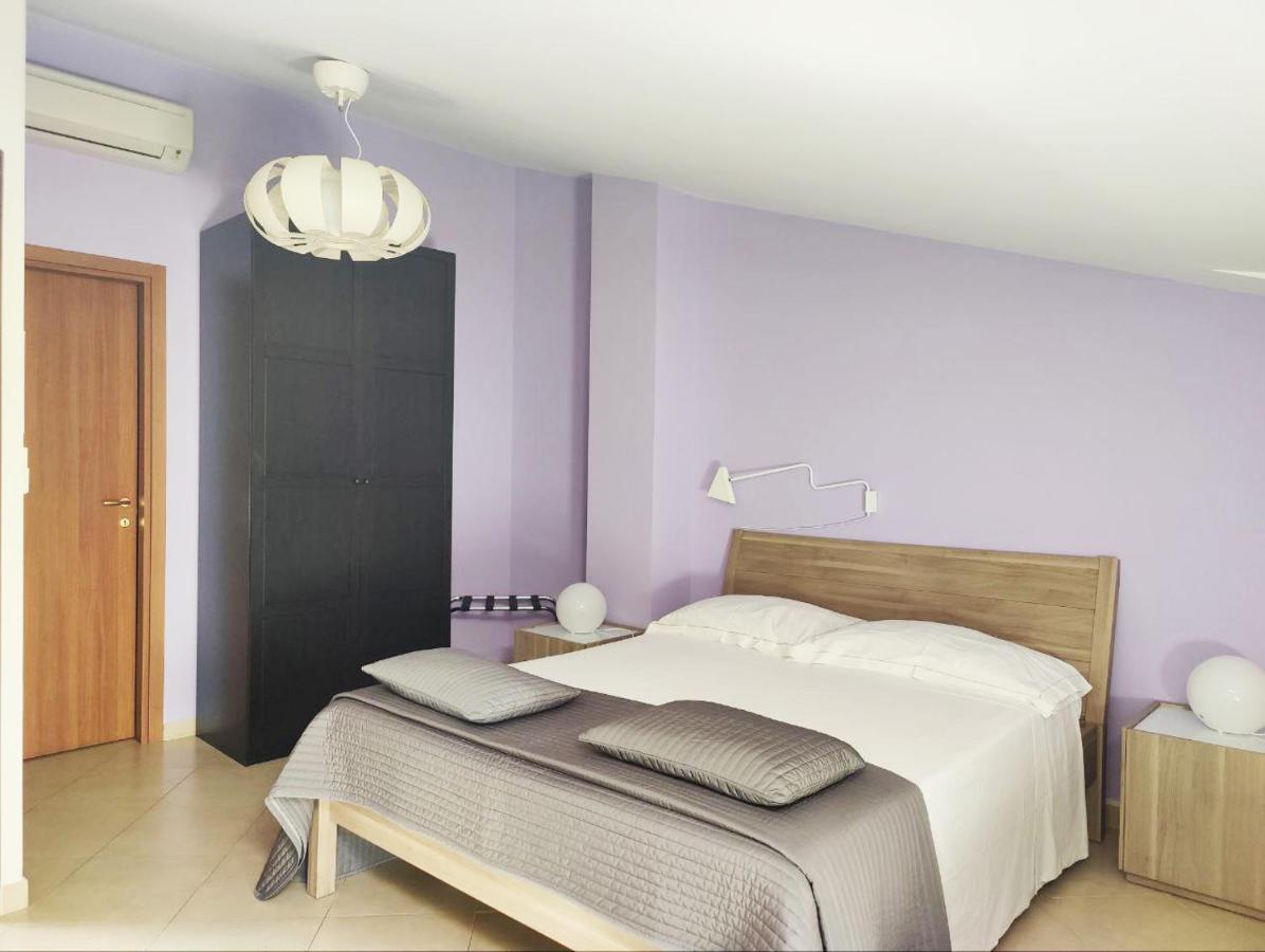 La Scivola Rooms Aci Castello Bagian luar foto