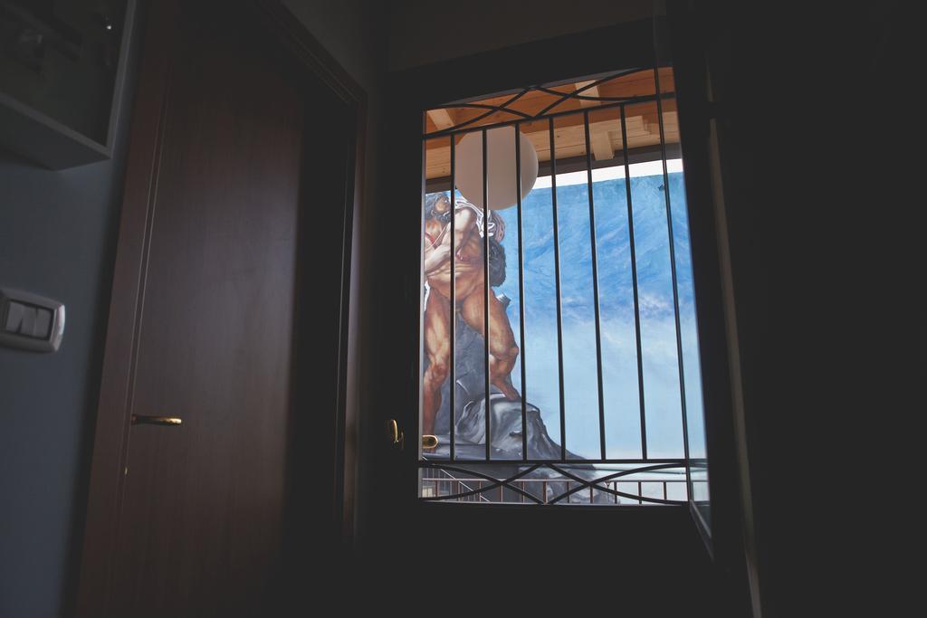 La Scivola Rooms Aci Castello Bagian luar foto